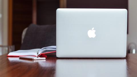 Featured Image for 6 Best Free Text Expanders for Mac in 2025